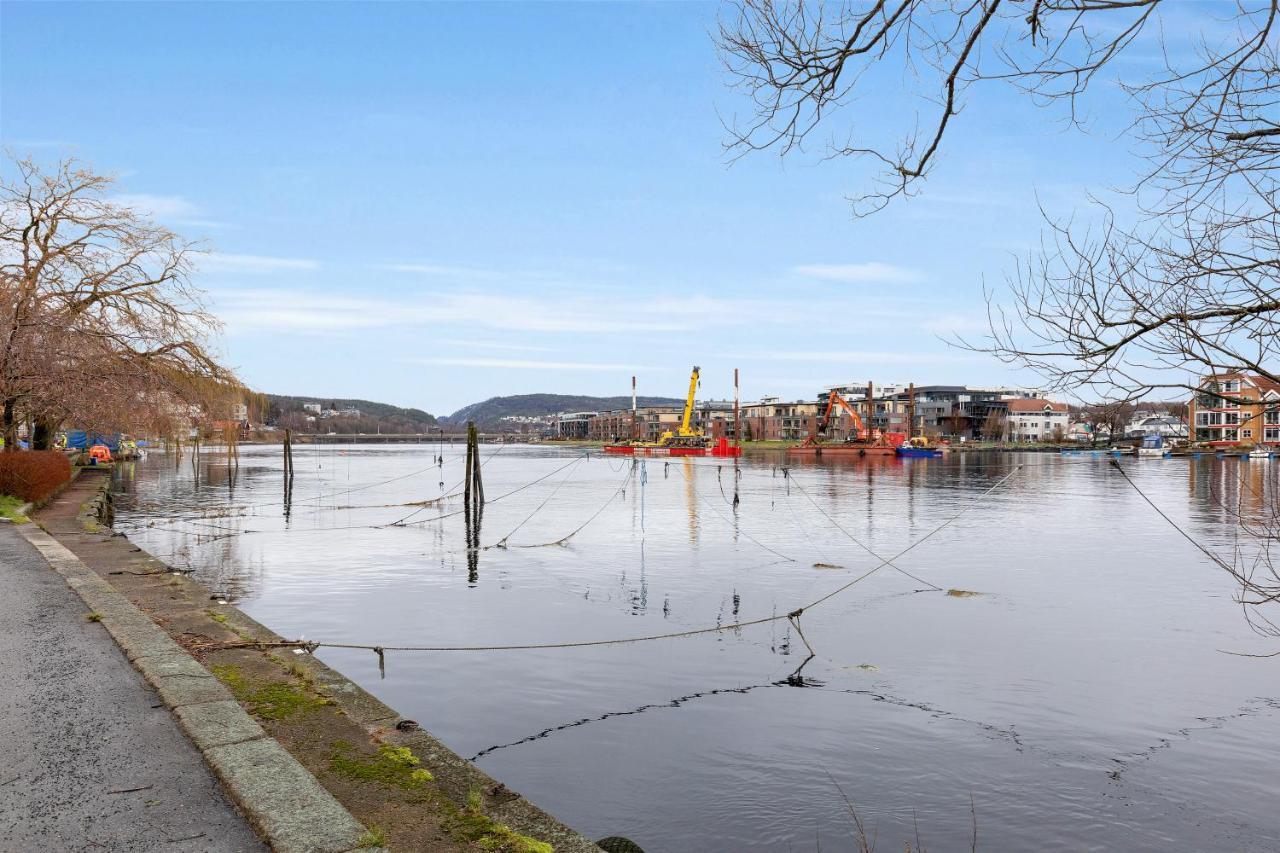 Stylish Apartment With Beautiful Views Of The River, Beach Nearby Kristiansand Exteriér fotografie